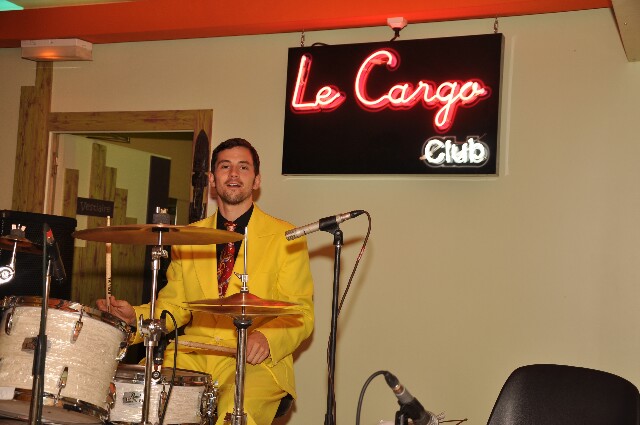 min 2009 05 06 cargo club 198